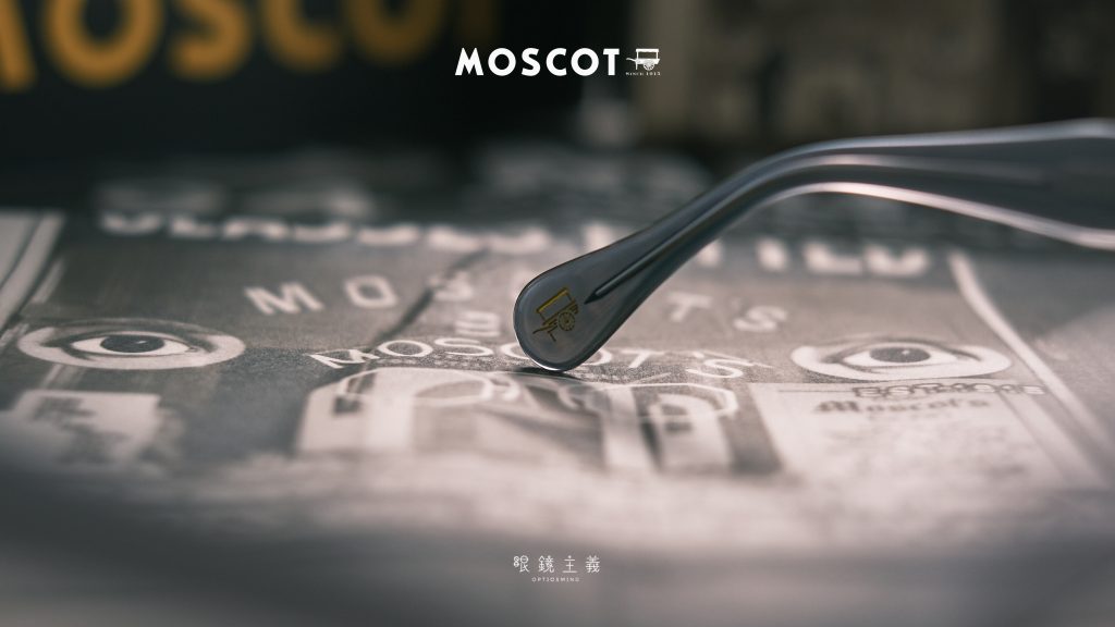 MOSCOT